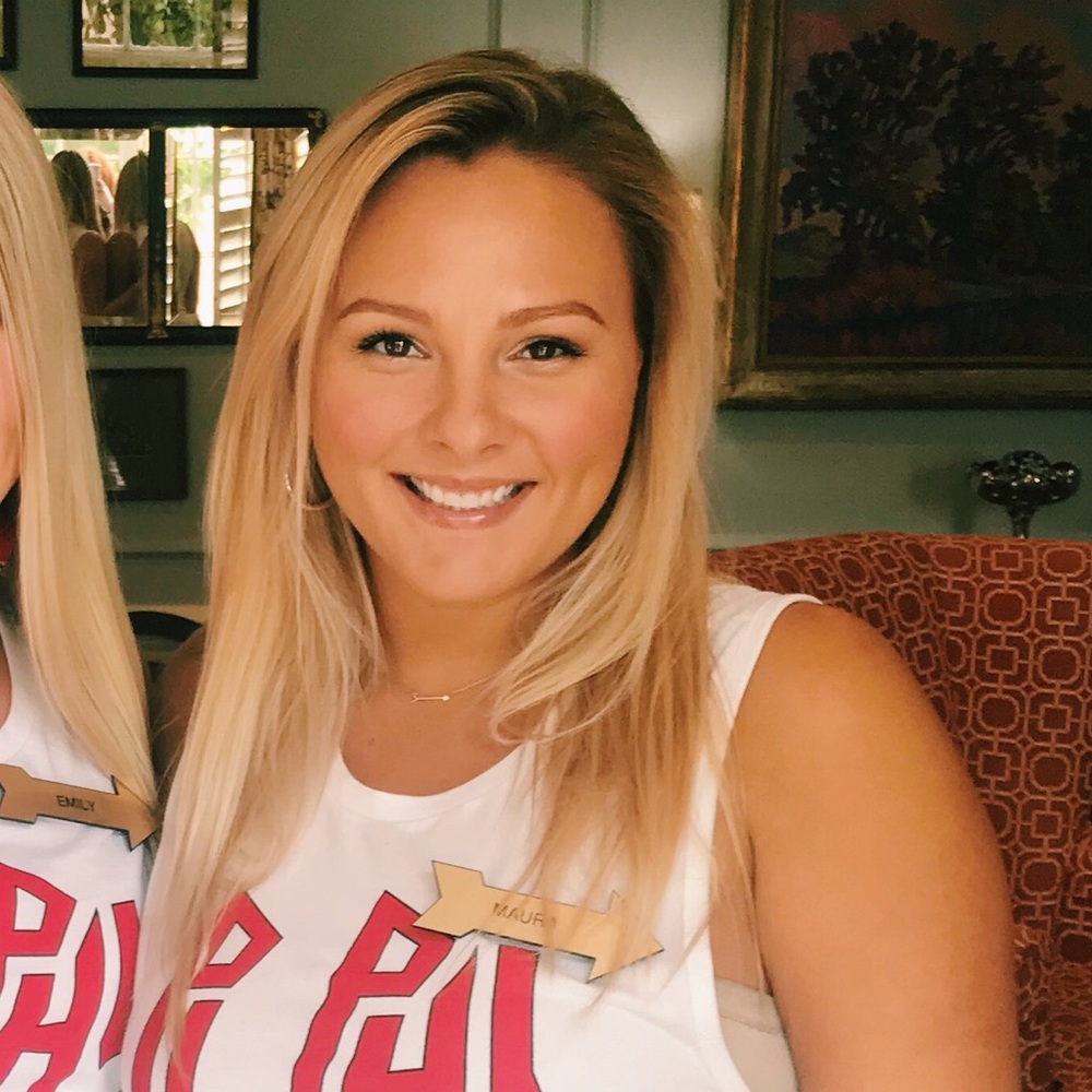 Meet your Posher, Maura